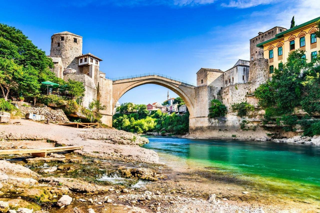 Next To The Old Bridge Apartments Mostar Eksteriør billede